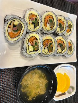 Wanggimbap (왕김밥) 2