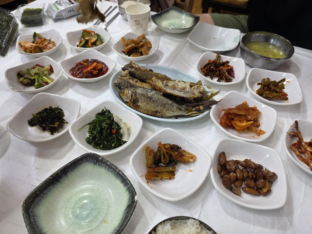 Bongjeongsikdang (봉정식당) 1