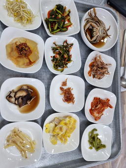 Sinanhoetjip (신안횟집) 1