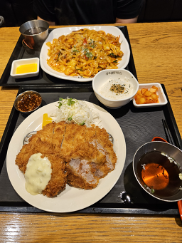 홍익돈까스 매탄점 사진 3