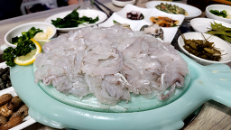Pungseongbokjip (풍성복집) 1
