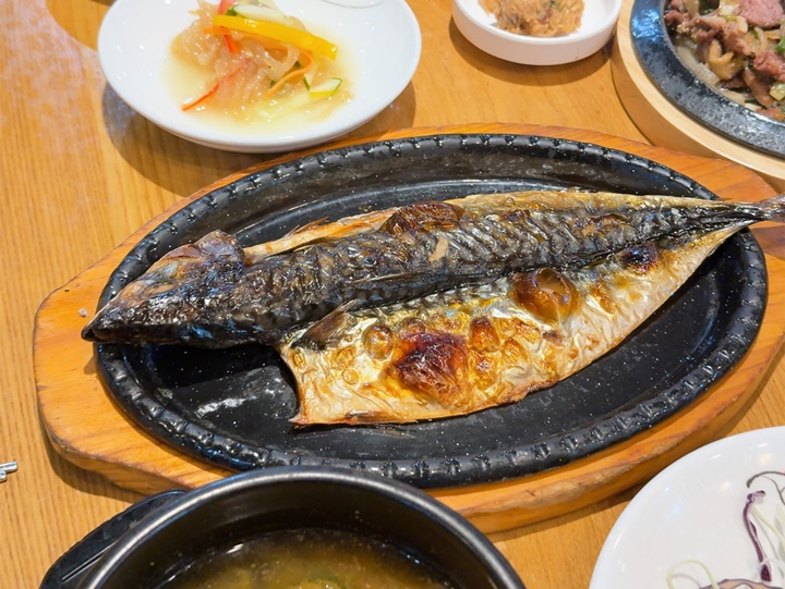 Baekunaekkot (백운애꽃) 2
