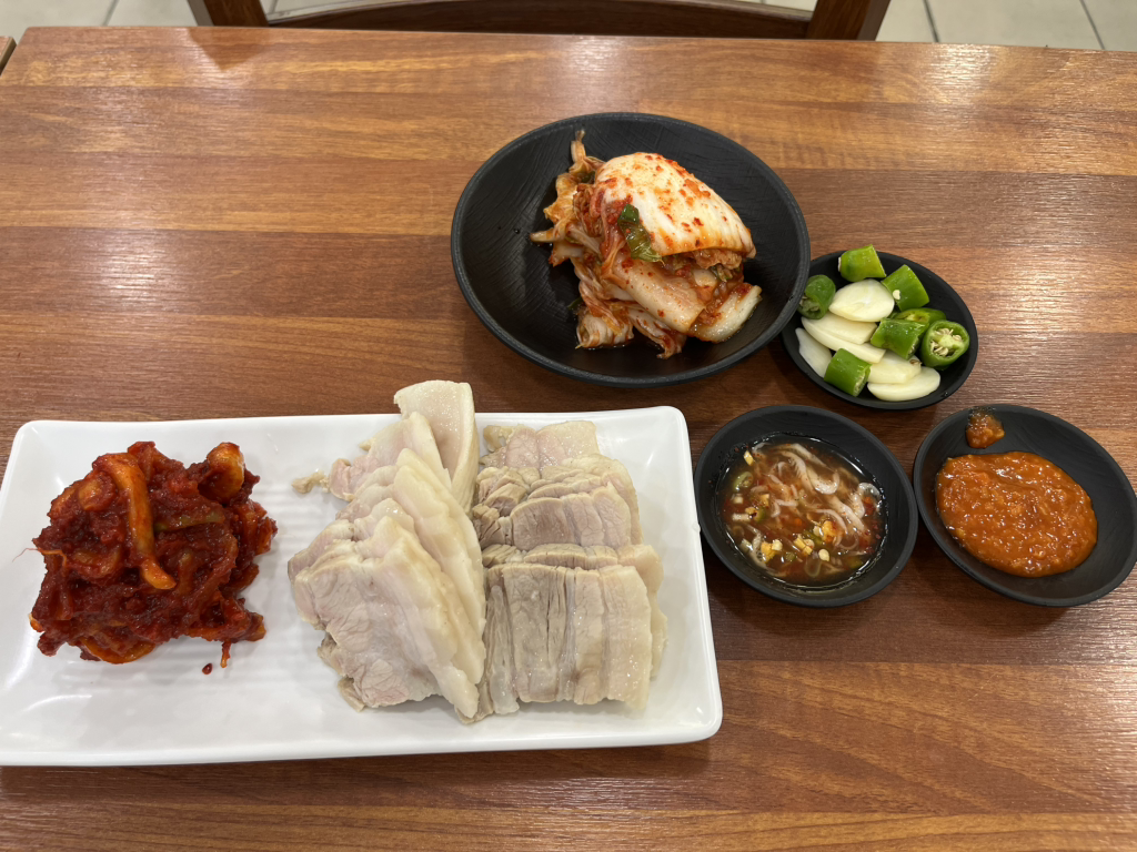 Suyeonkalguksu (수연칼국수) 2