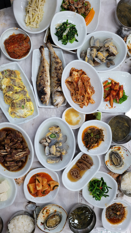 둥지식당 2