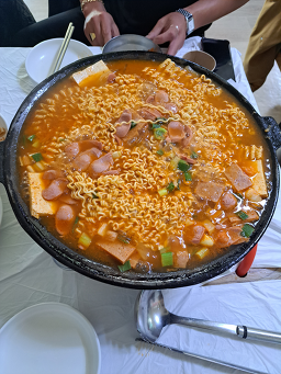 Chiljeonbudaejjigae 6