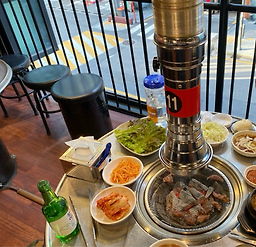 Deureomtongsutbulgogitjip (드럼통숯불고깃집) 2