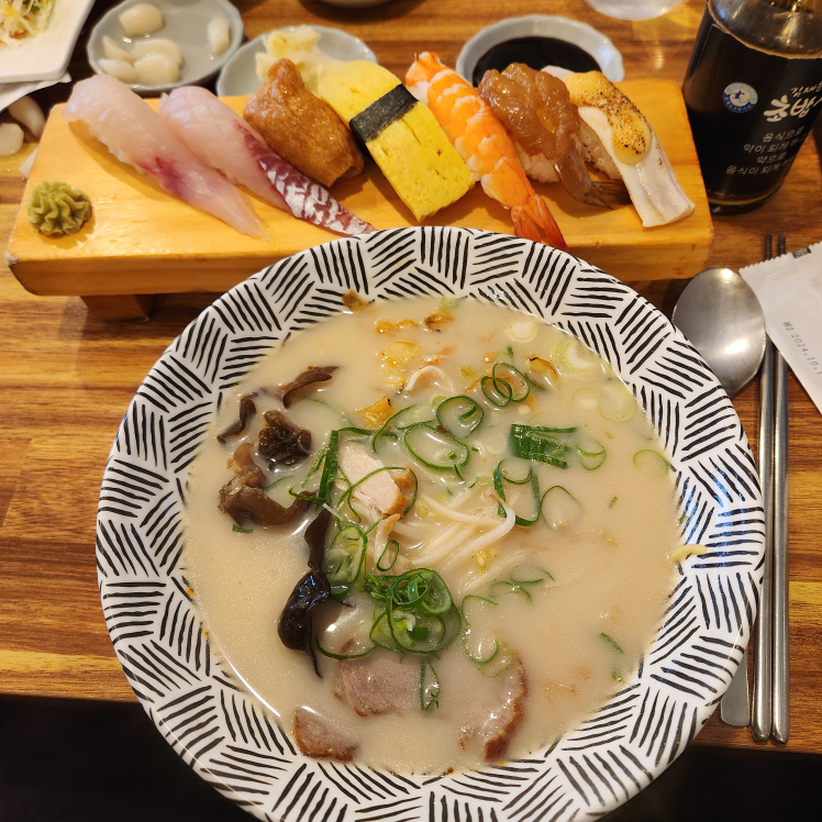 Gimjaeunchobapsarang (김재운초밥사랑) 1