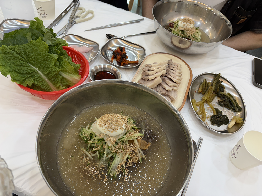 Hangukgana sikdang (한국가나 식당) 1