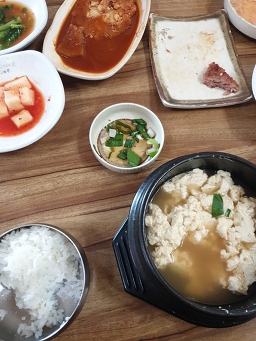초당400년 순두부 6