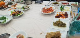 Sagyejeolhoetjip (사계절횟집) 2