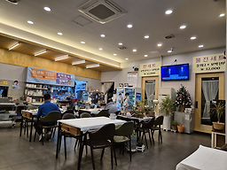 Beolgyokkomakjeongsik (벌교꼬막정식) 3