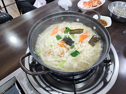 홍두깨손칼국수 2