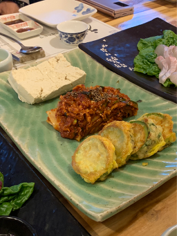 Hyeonjuneiyagi (현주네이야기) 1