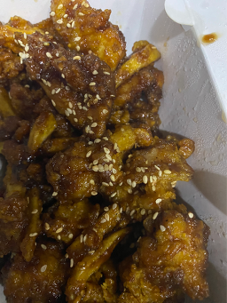 Gukjetongdak (국제통닭) 1