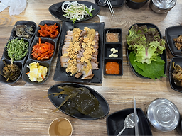 Donguibossam (동의보쌈) 3