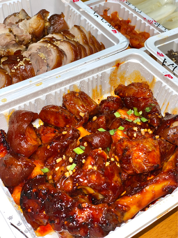 Jokbalyasijang osandaeyeokoe 1 (족발야시장 오산대역외 1) 3