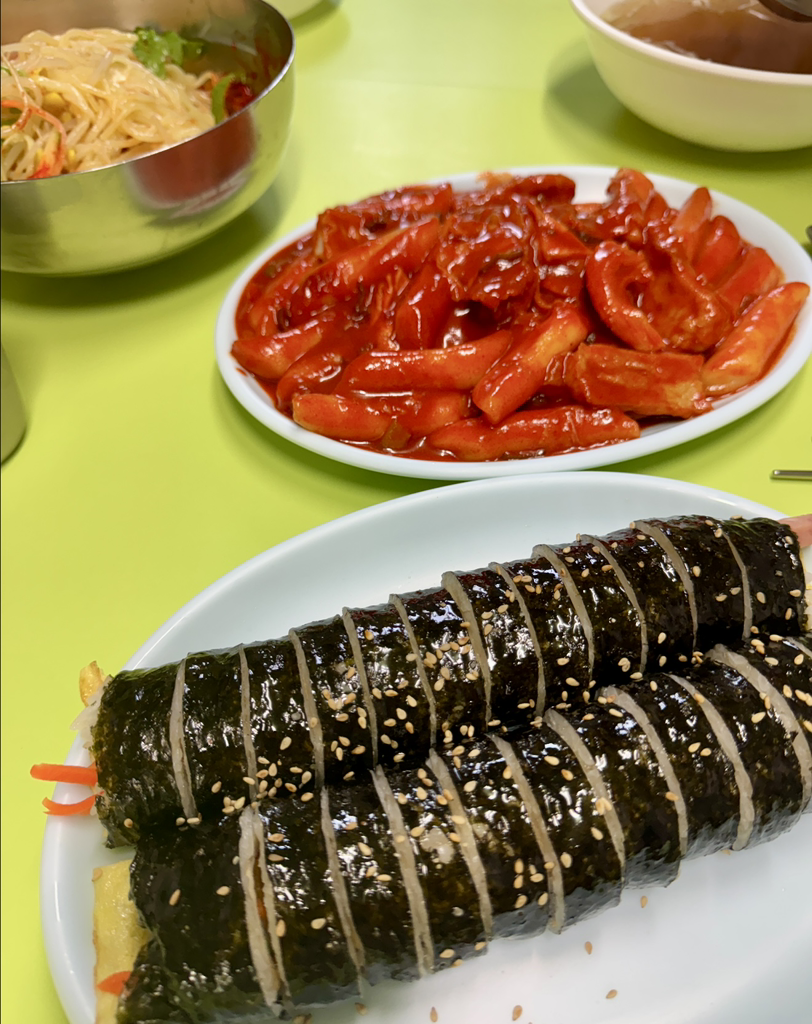 Dulribunsik (둘리분식) 1