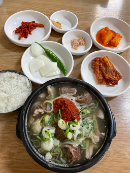 Jeontongchangpyeonggukbap 4