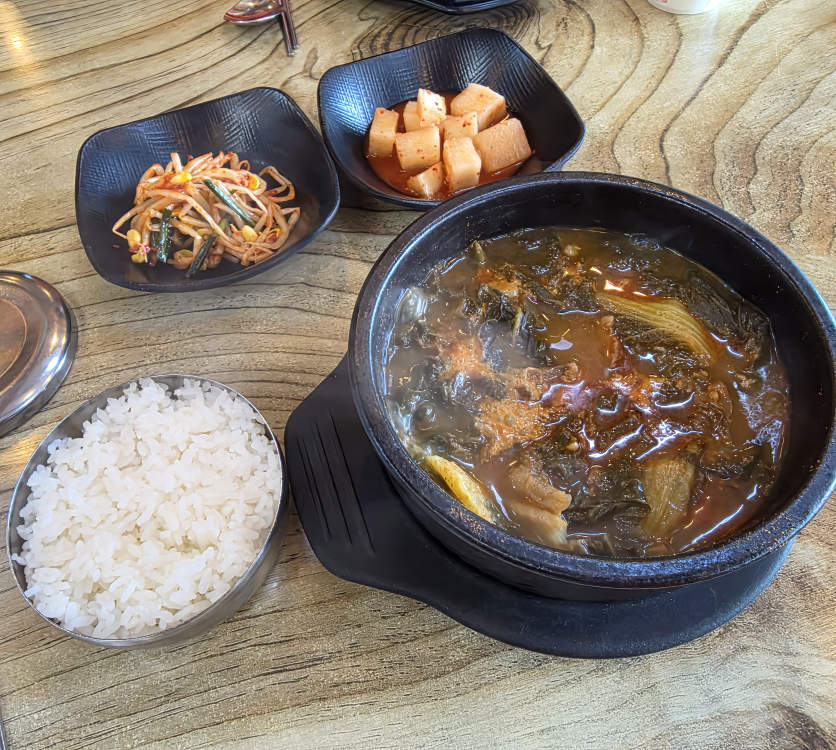 강릉뚝배기 1
