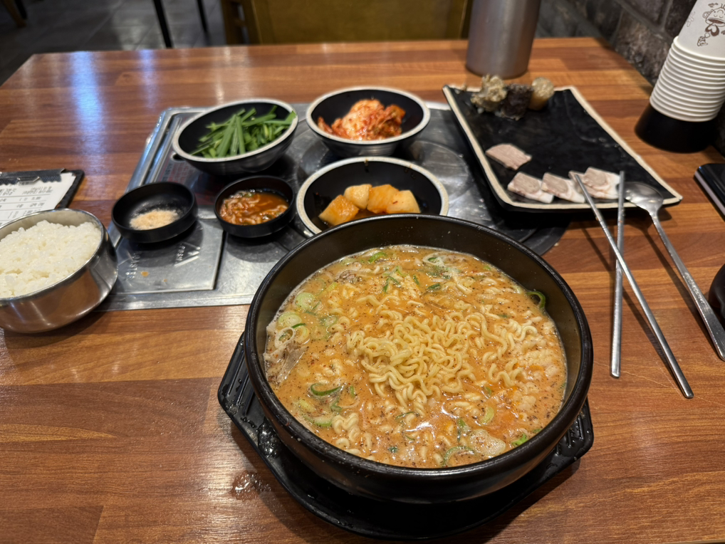 보승회관 경동시장사거리점 2