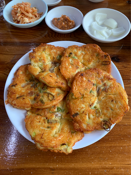 Beomilbindaetteok (범일빈대떡) 2