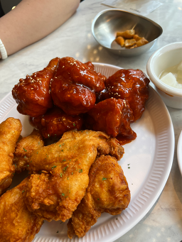 깐부치킨 명동점 사진 2