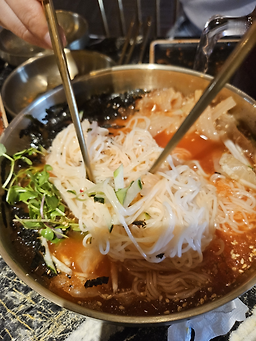 육길 사진 2