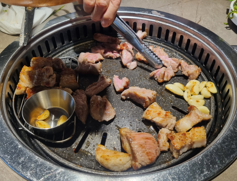 Geobuki dongne choryangjeom (거북이 동네 초량점) 2