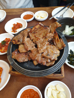 Bokdwaejisutbulgalbi 1