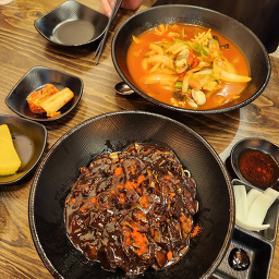 블랙차이나 사진