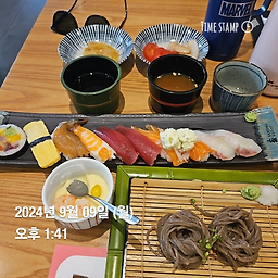 Sangmuchobap (상무초밥) 1