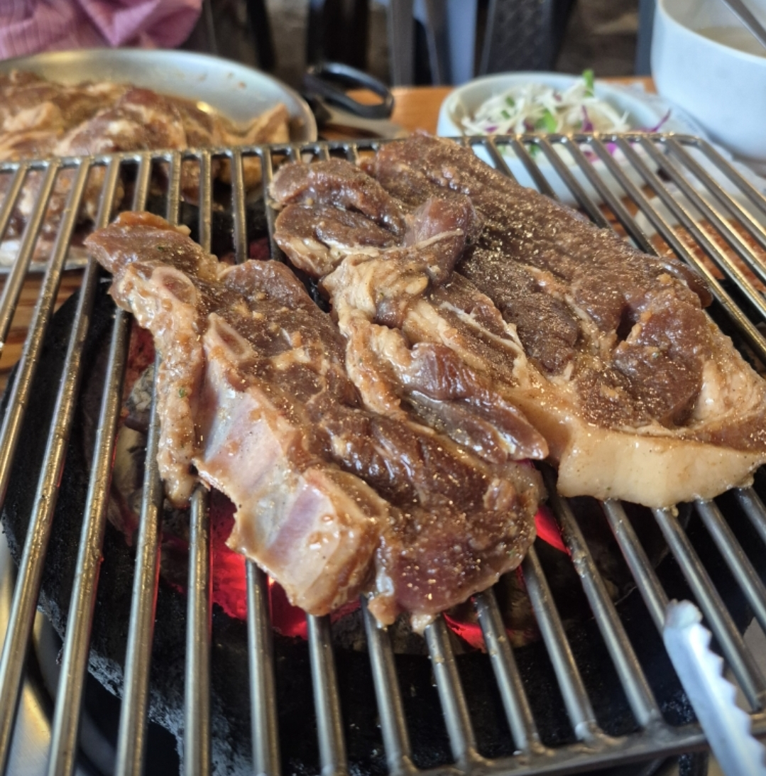 마포네숯불돼지갈비 사진 2