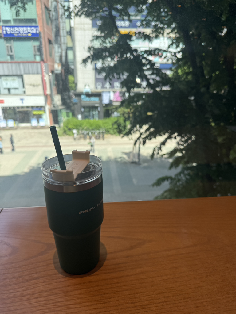 스타벅스 수내역점