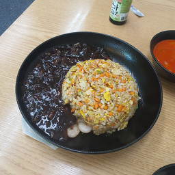 Gukminjjamppong (국민짬뽕) 1