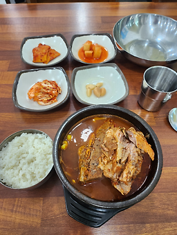 Keunsongamjatang (큰손감자탕) 2