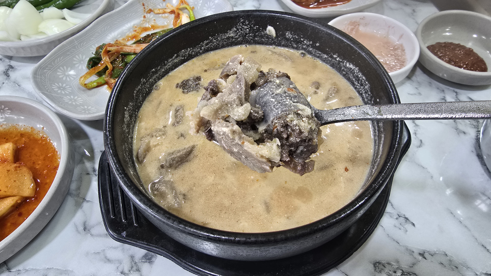큰맘할매순대국 외 1 6