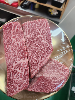 Dunamsikyuksikdang (두남식육식당) 1