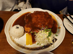 Donkkaseuhauseu 4