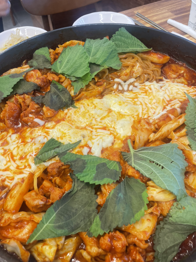 Chuncheonjipdakgalbimakguksu 4