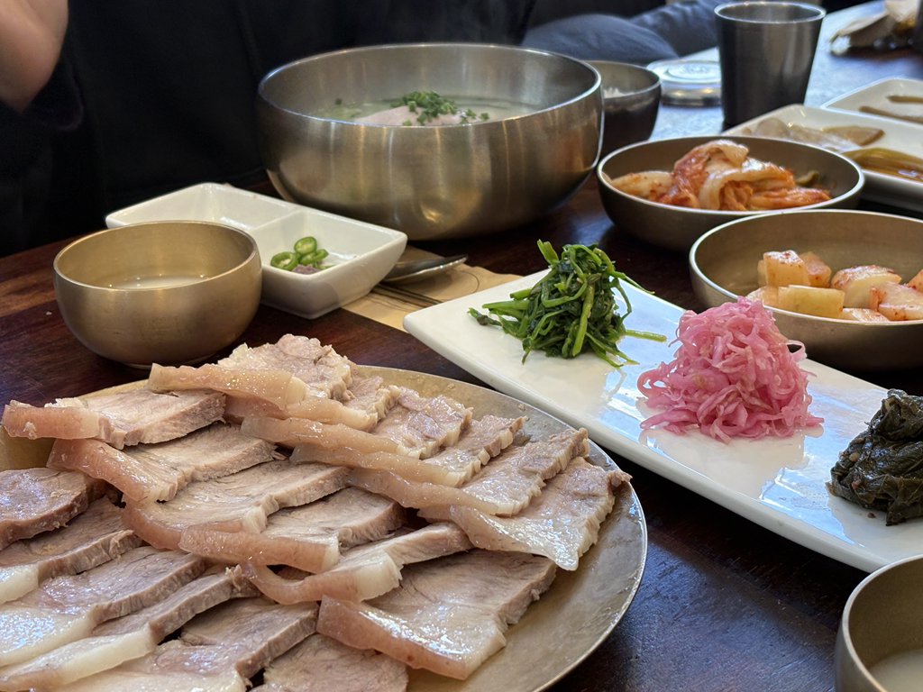 그레이스국밥 사진 3