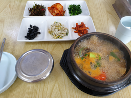 멧돌뚝배기 사진 3