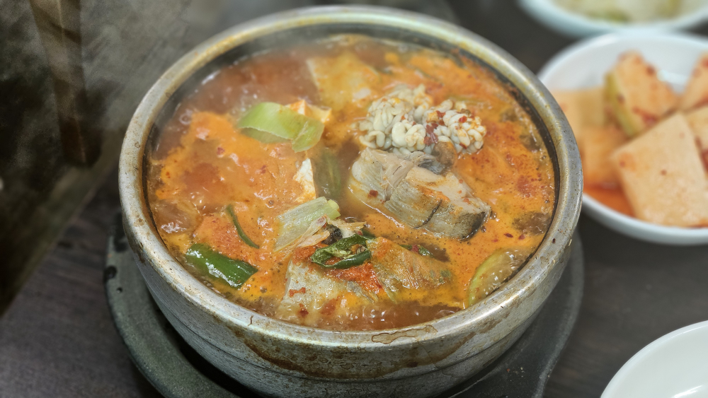 Ujeongsikdang (우정식당) 2