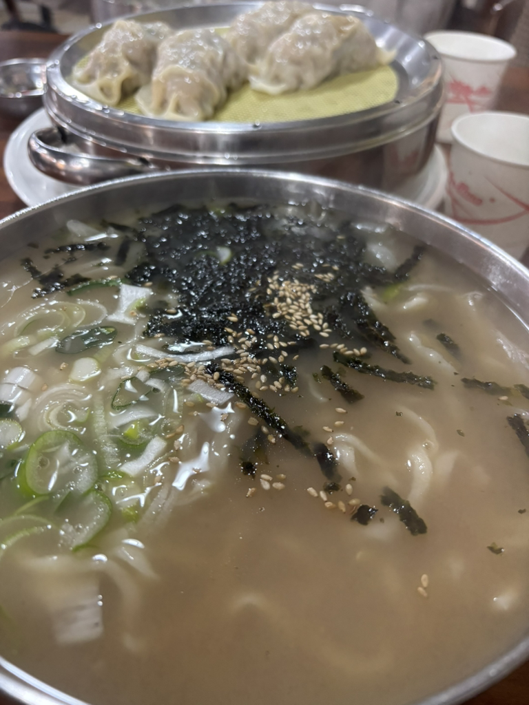 홍두깨칼국수 3