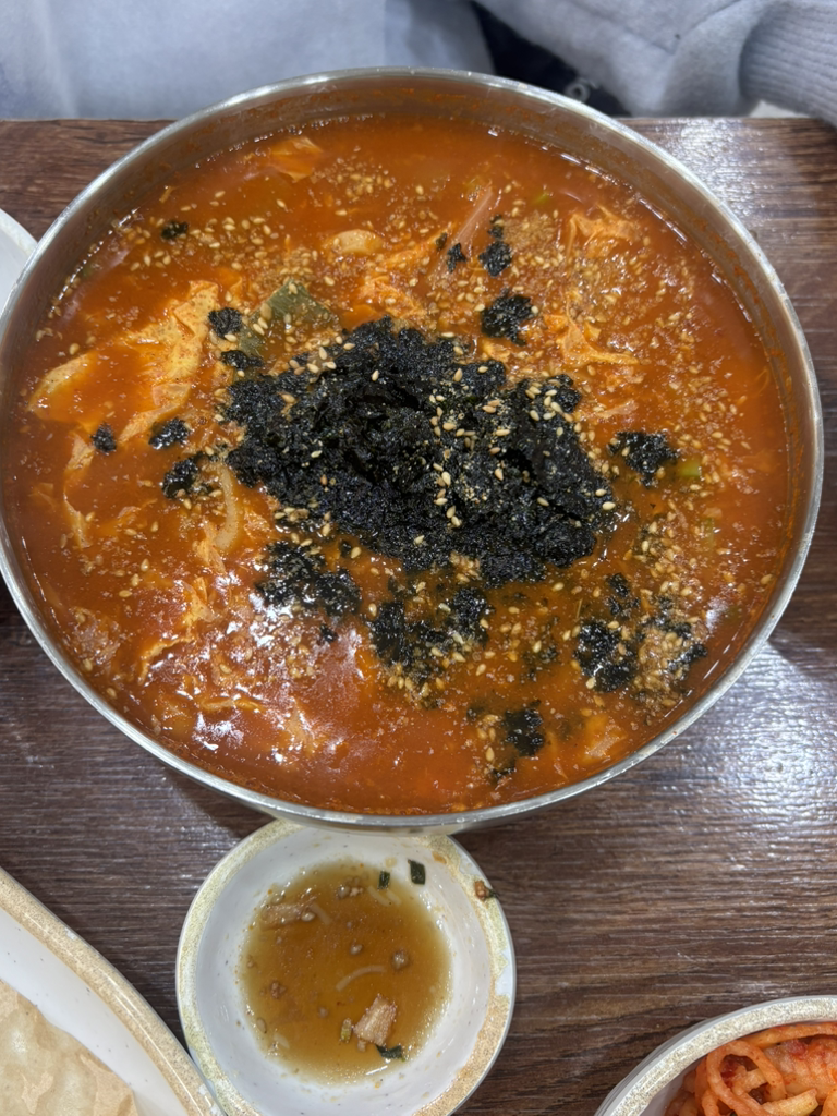 백일칼국수 속초점 4