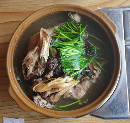 Baeksangadeun (백산가든) 1