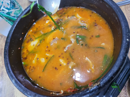 Hwanghaedosundaebossam (황해도순대보쌈) 1