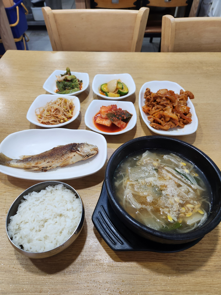 따뜻한 밥상 사진 2