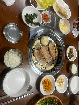 제주방목흑돼지 4