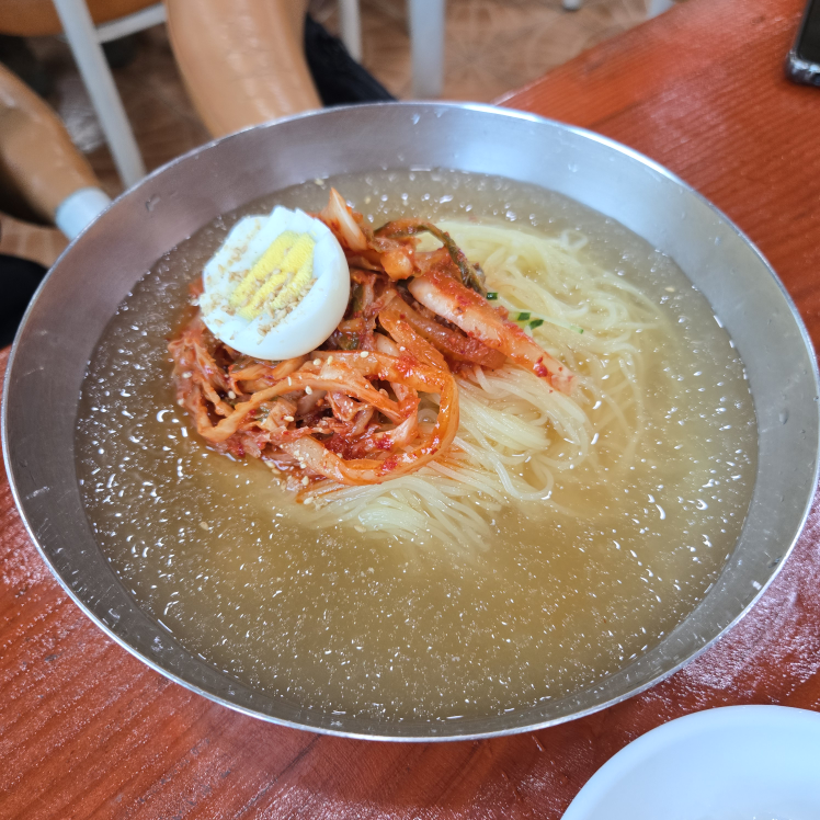 Yeongilmansupsilmilmyeon (영일만숲실밀면) 3
