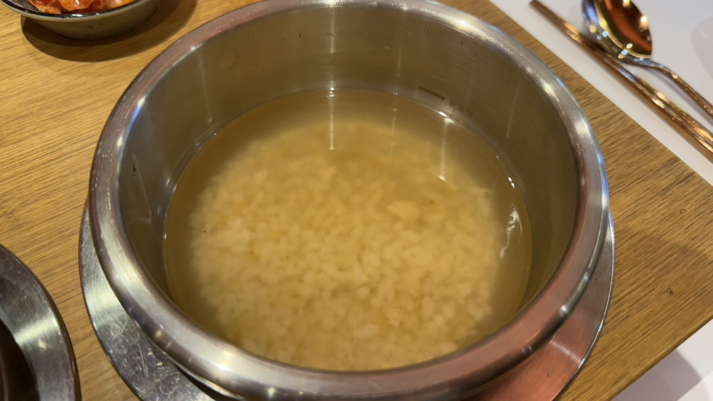 Dongyangsotbap sanbonjeom (동양솥밥 산본점) 3